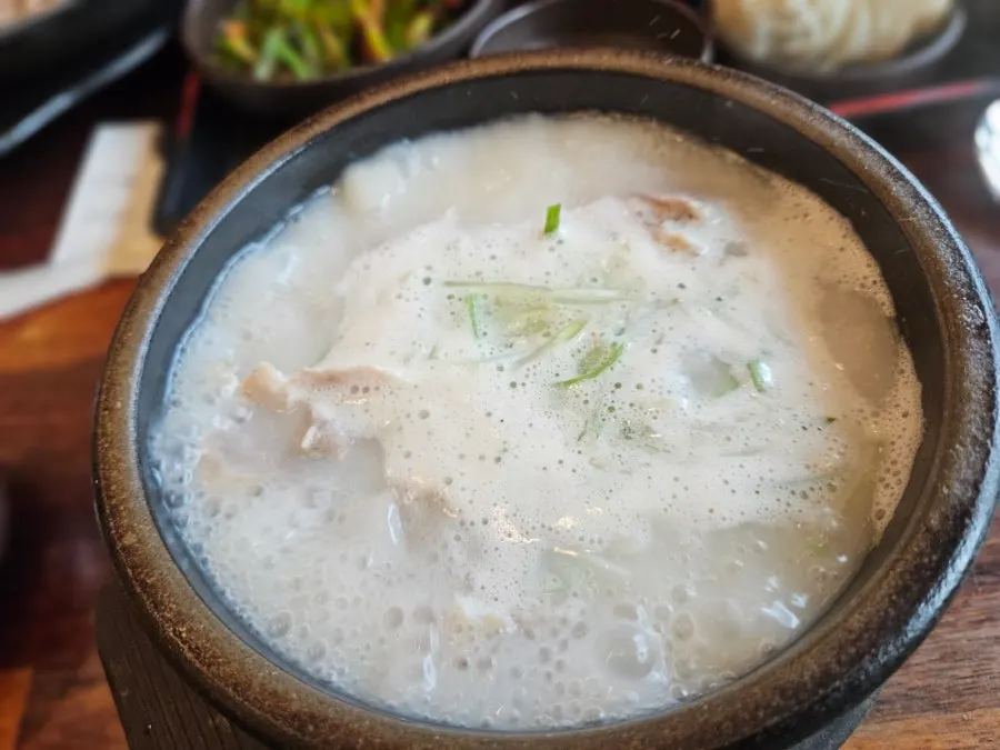 Sundae with onion and ssamjang