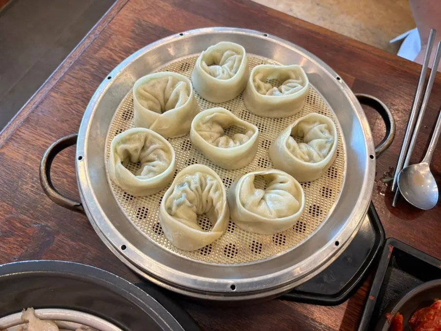 겉절이 김치와 깍두기