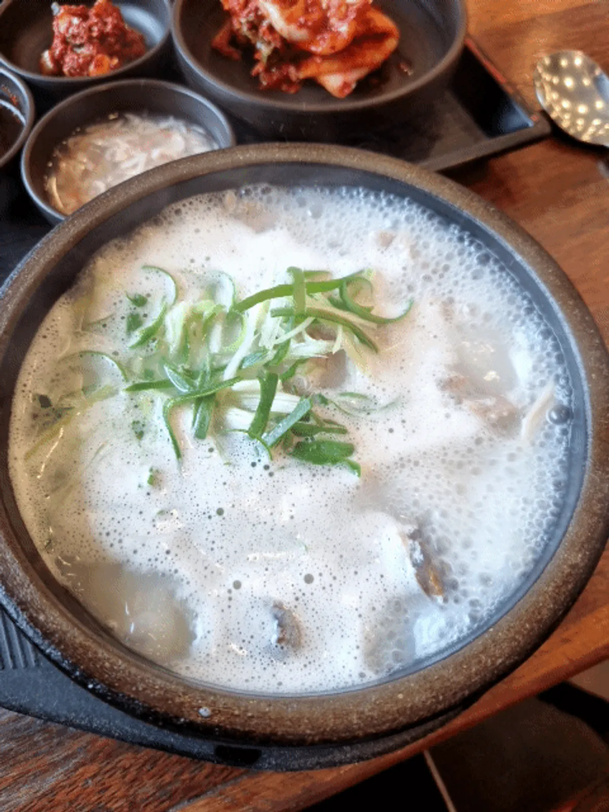 Extra-large mixed gukbap in a stone pot