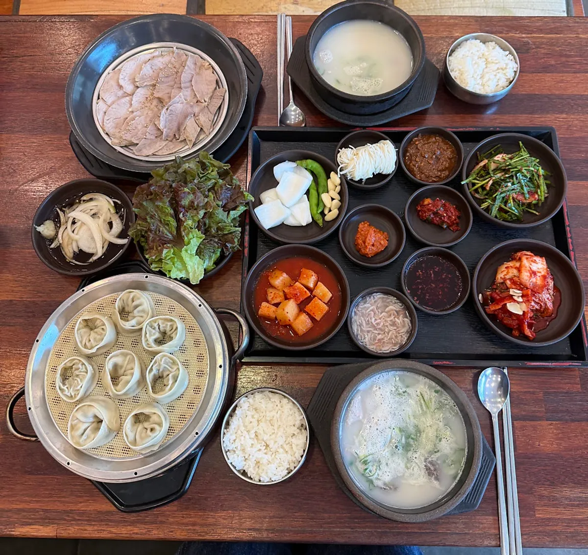Main image of Myeongin Dwaeji Gukbap in Bukmyeon, Changwon