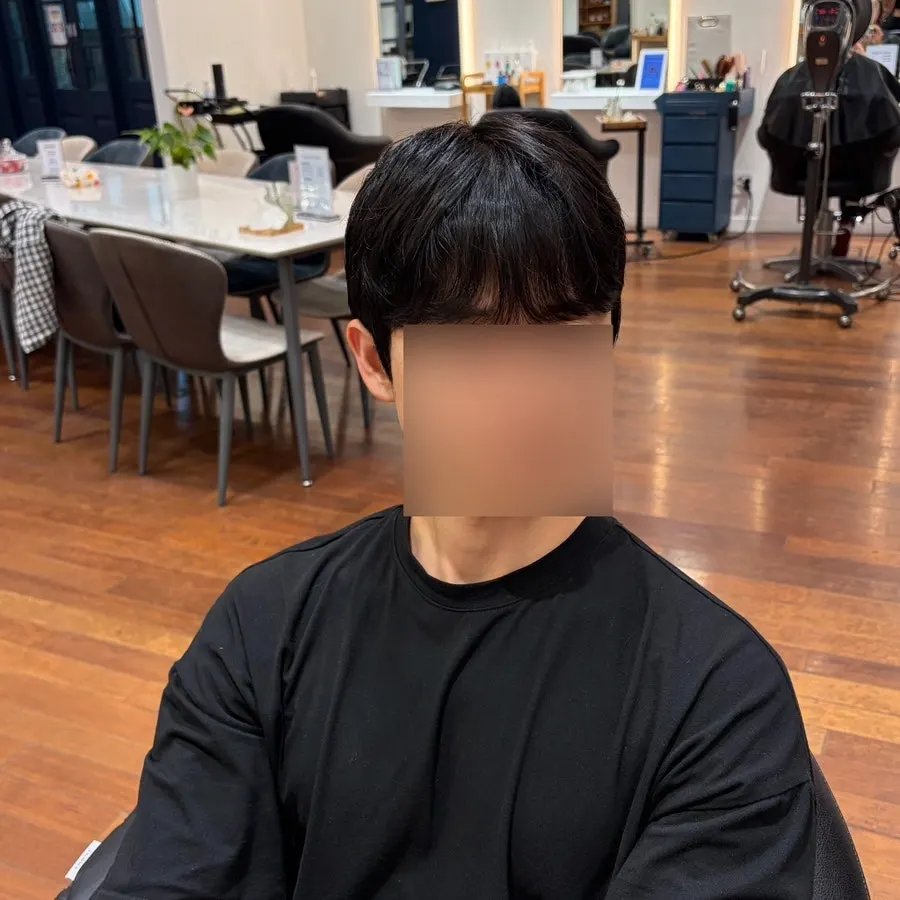 Style with slim sides and revived top volume