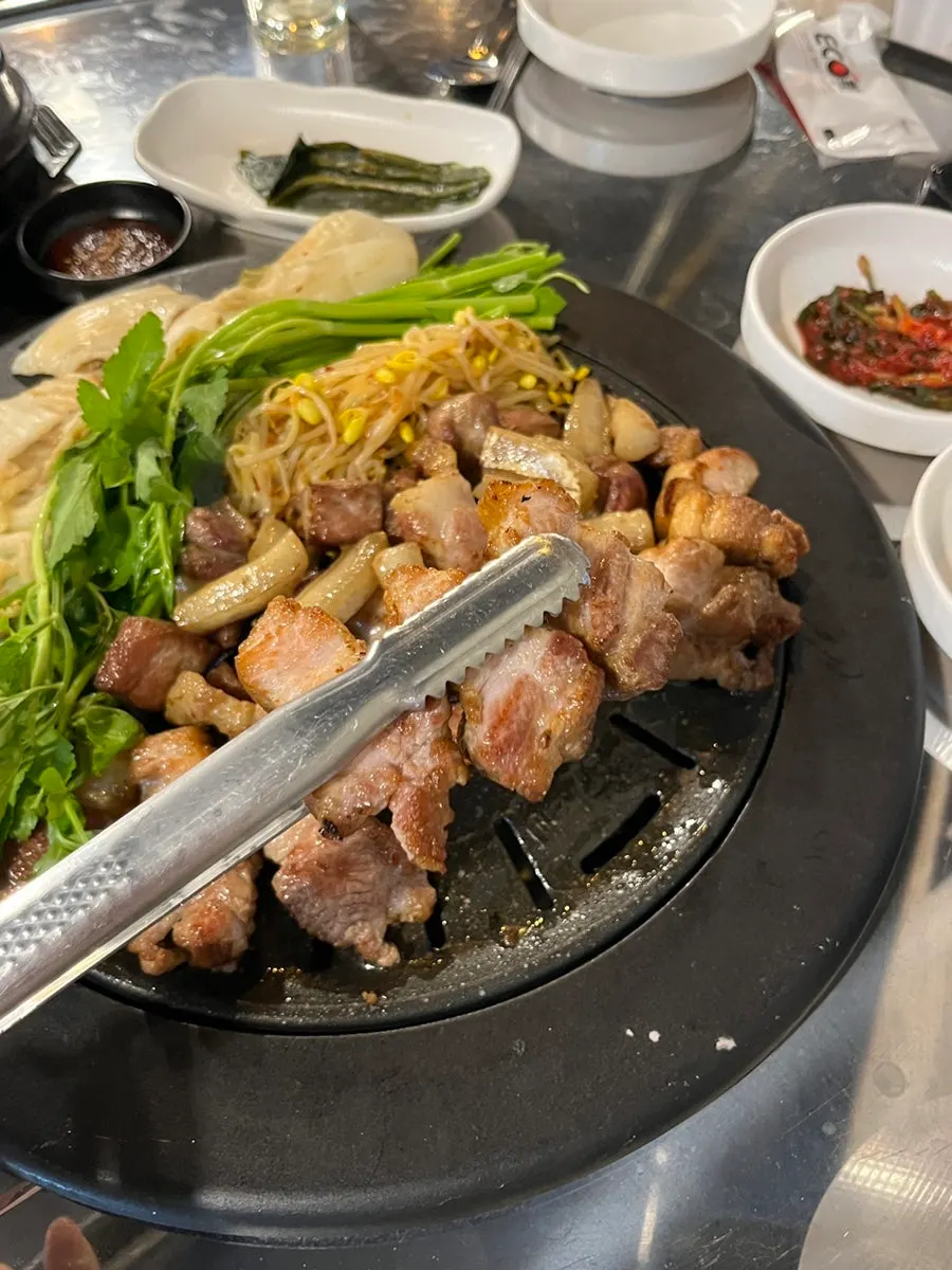 삼겹살 목살 껍데기 한판 600g