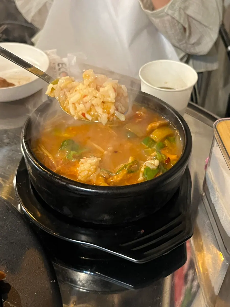 고기와 양파를 넣은 된장술밥