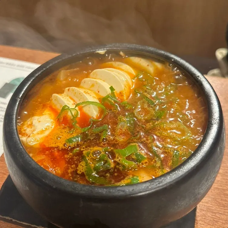 계란찜과 순두부찌개 후식