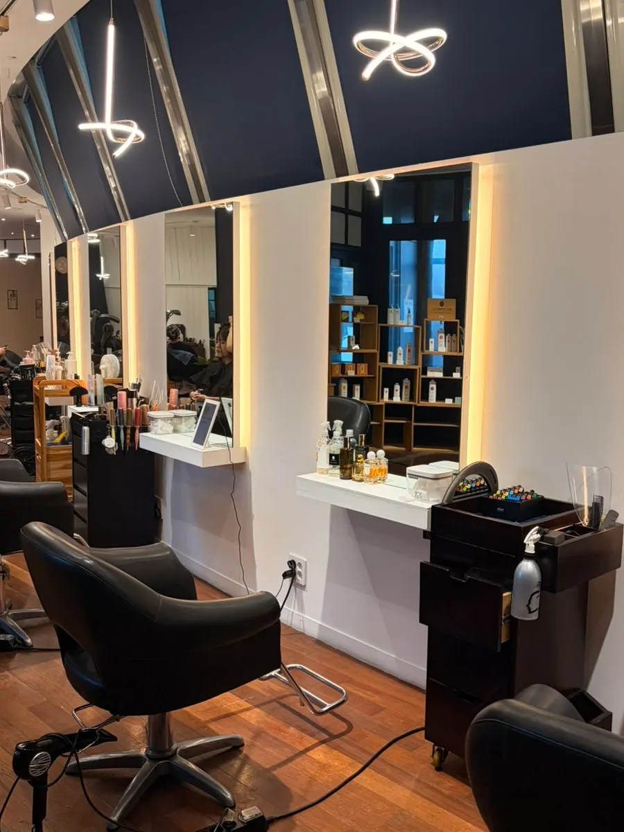 Interior space at VOG HAIR Changwon City Seven Branch