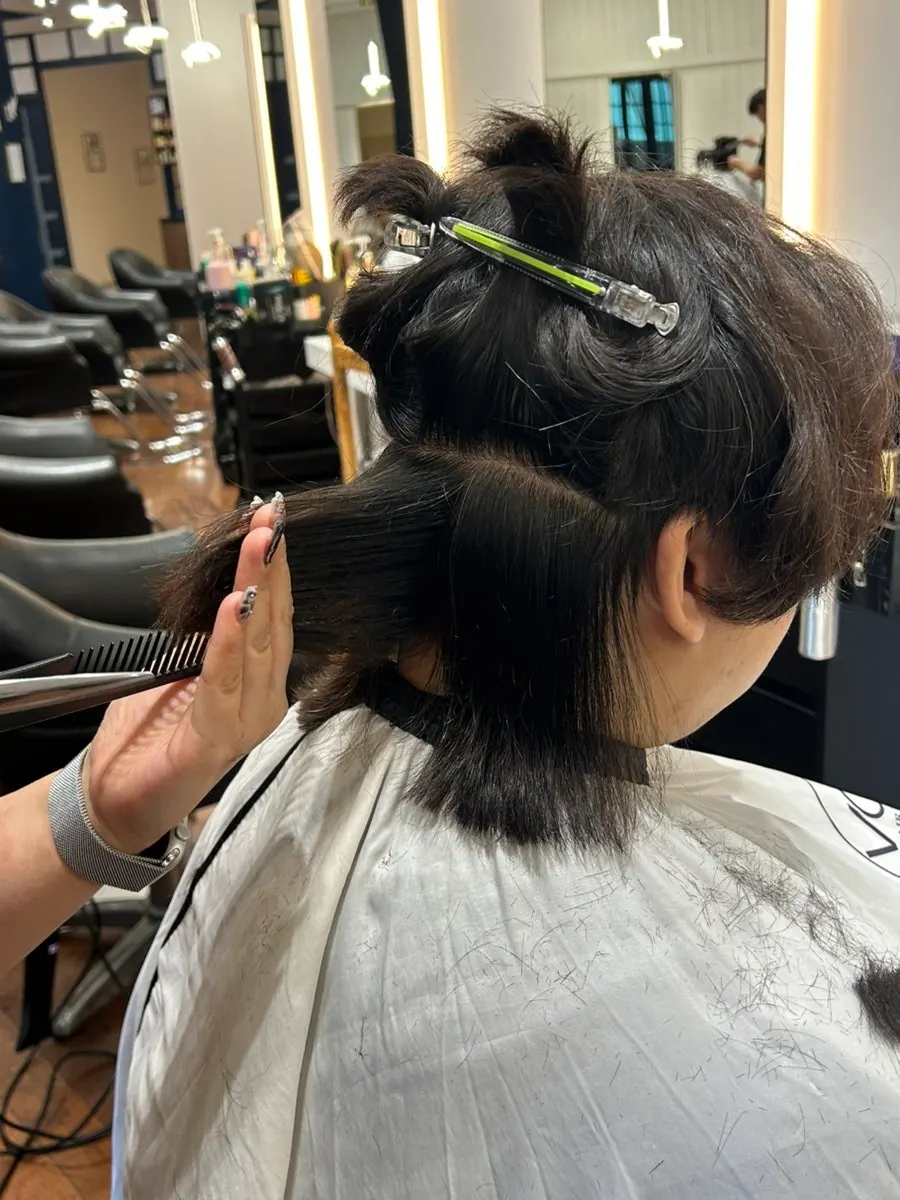 Consultation for a men’s side down perm