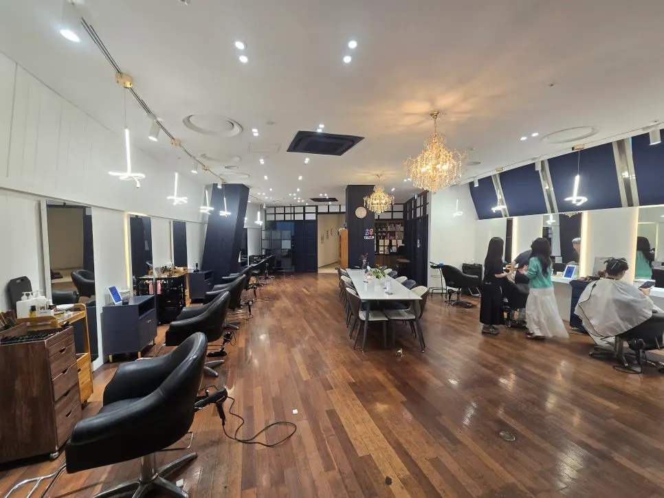 Hair consultation before scalp examination