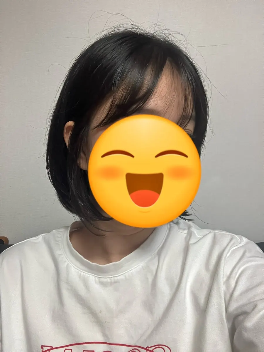 자연스러운 볼륨 단발 완성 모습