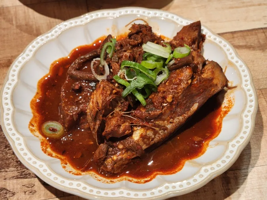 Braised mackerel with radish
