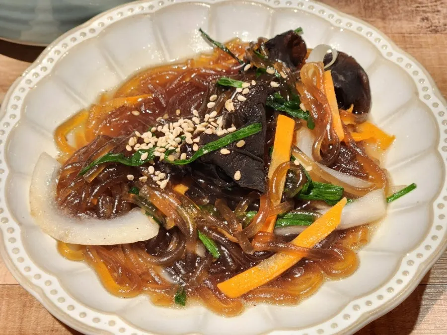 Moist japchae with plenty of vegetables