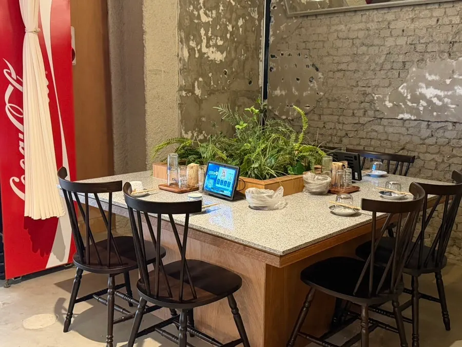 Group seating area at Tansaeng Sangnam Branch