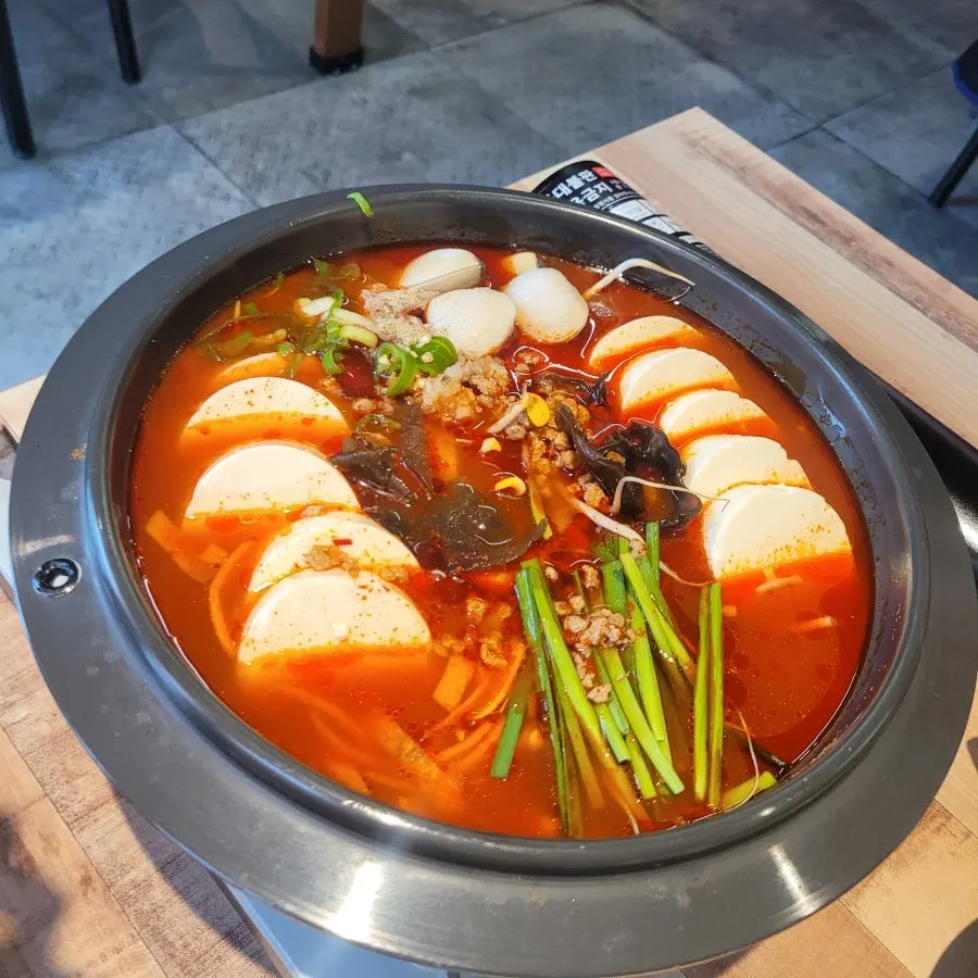 먼저 나온 얼큰순두부전골