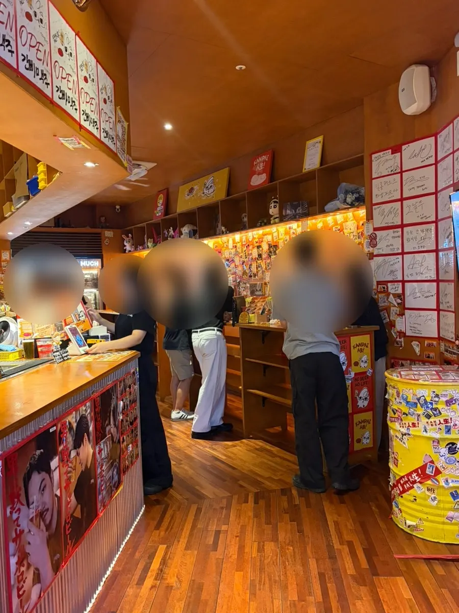 Standing bar space with no tables