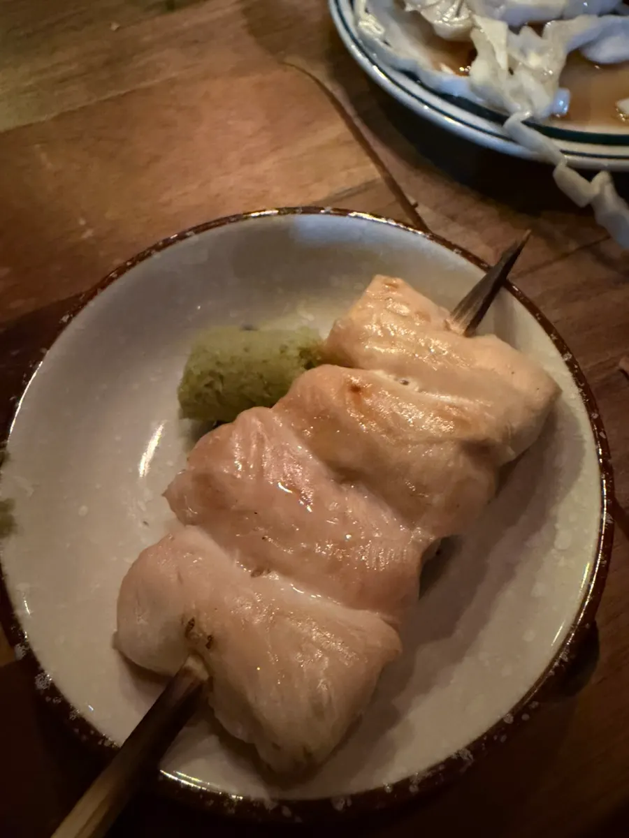 숯불에 구워지는 야키토리 꼬치