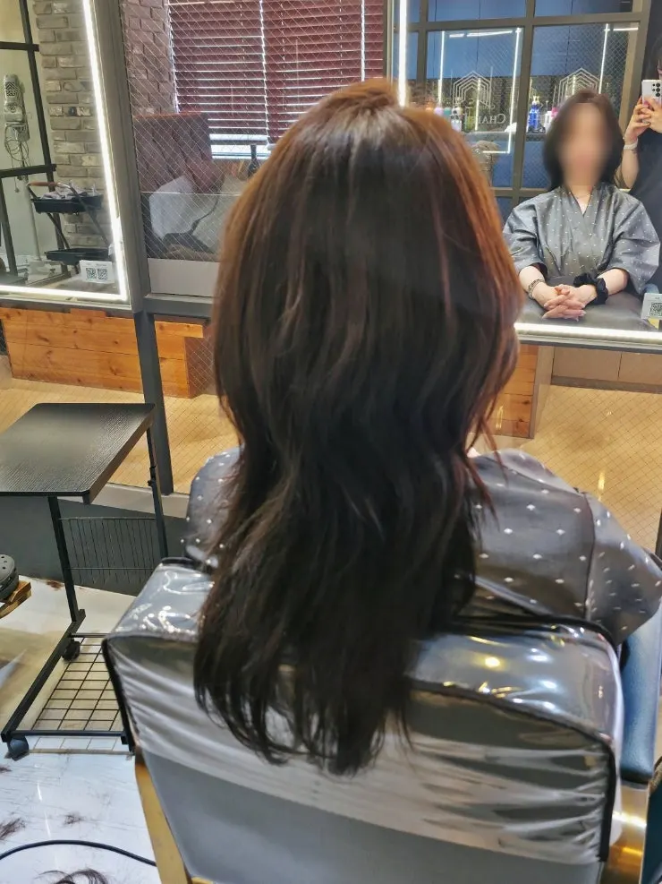 Back view of the layered cut with revived layers