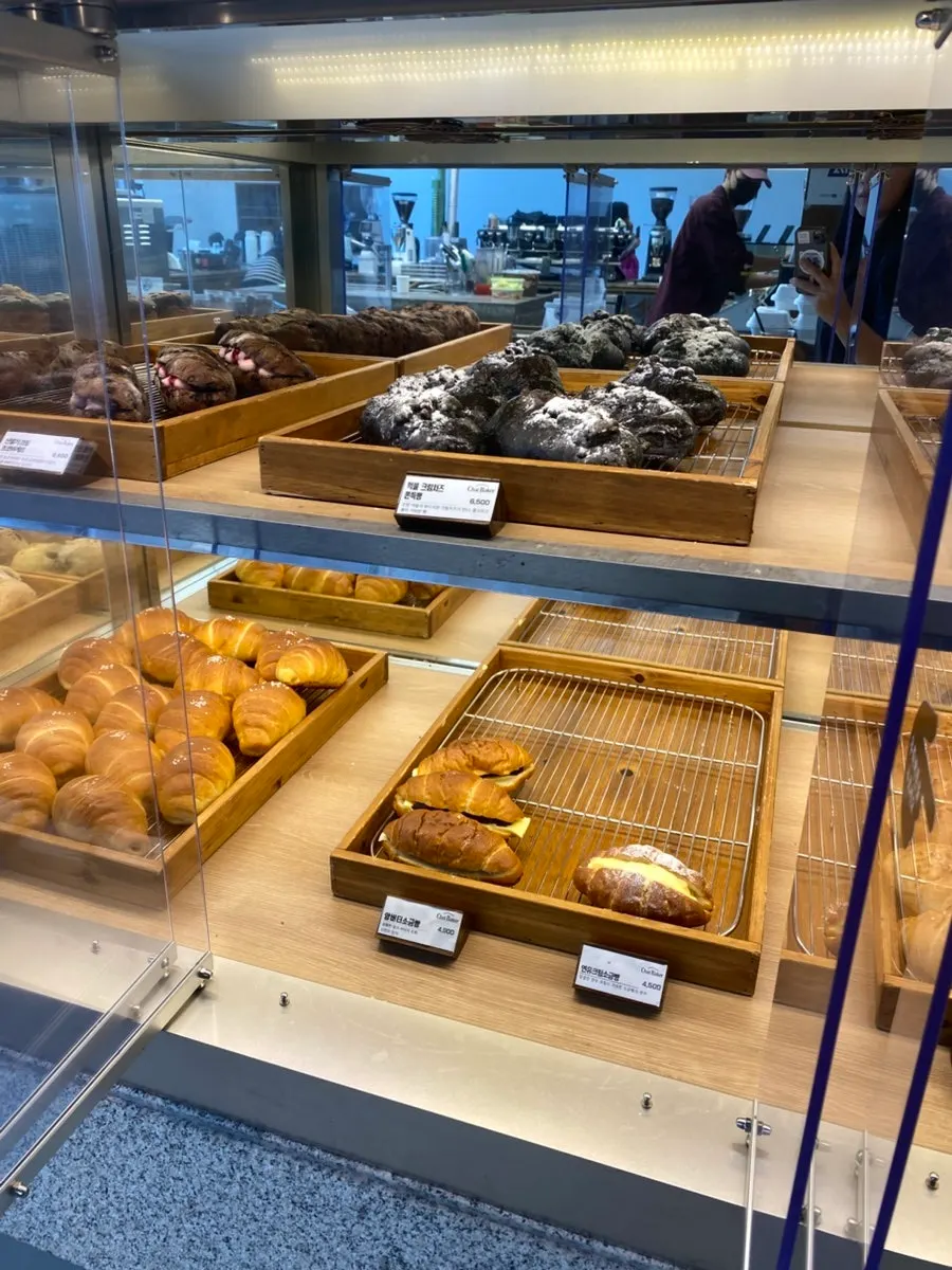 White bread display at Chat Baker
