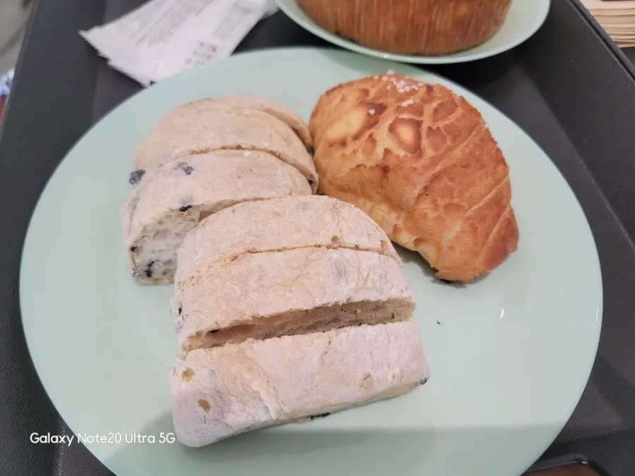 Chat Baker's olive ciabatta and salt bread
