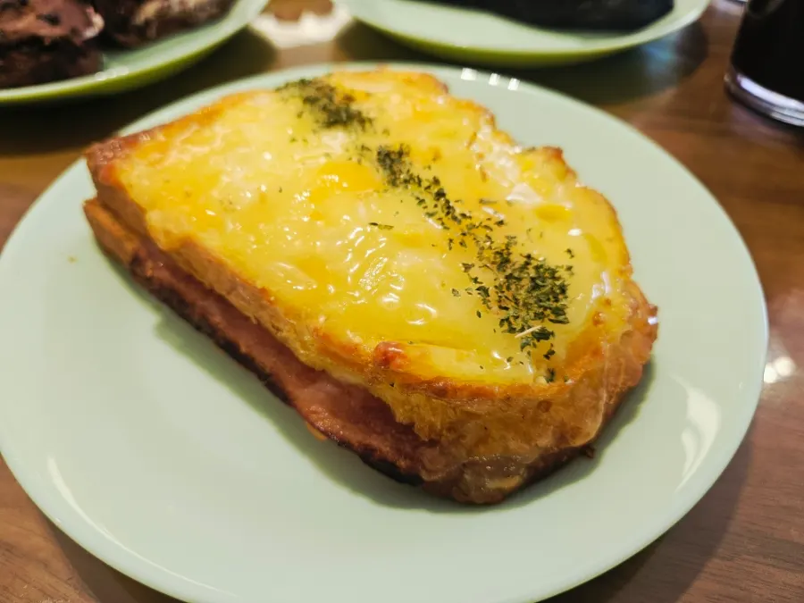 햄치즈콘토스트 클로즈업