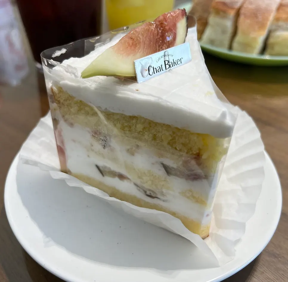 푸짐하게 차려진 주문 메뉴 전체