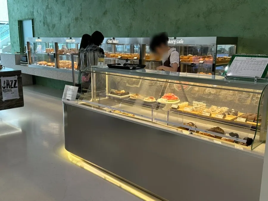 Floor seating and full glass windows on Chat Baker's 2nd floor