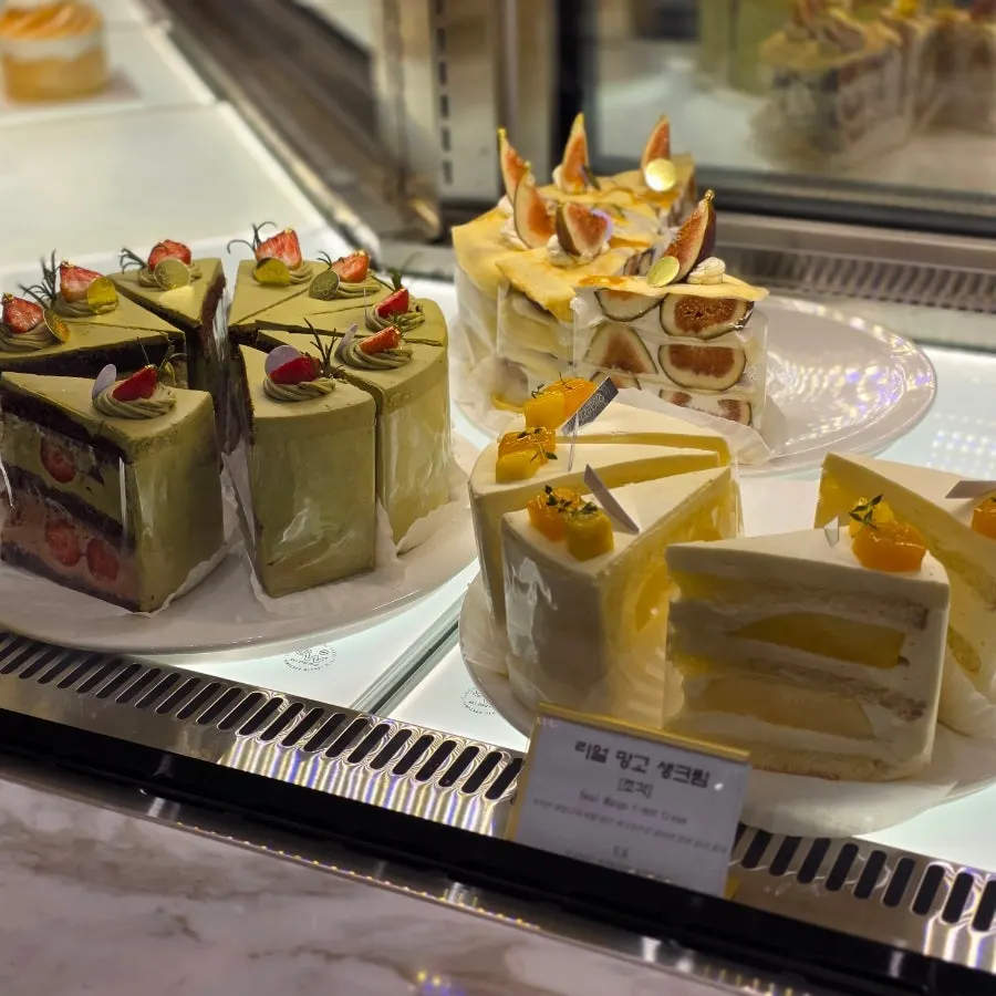 Fruit crepe cake with shine muscat, strawberries, and mango