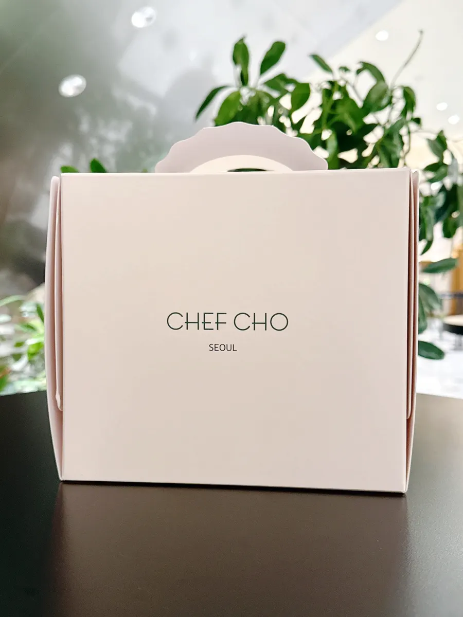 Chef Cho cake packaging box