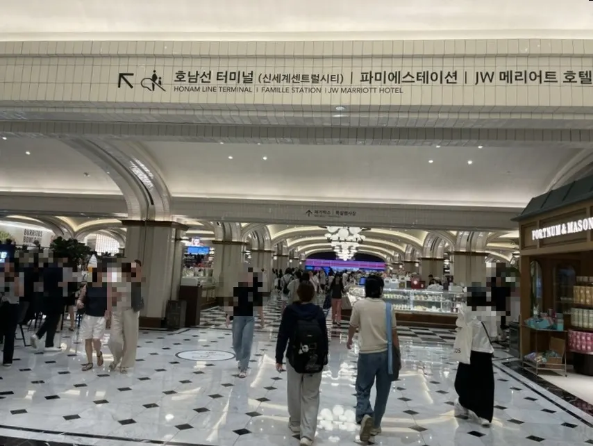 쉐프조 신세계강남점 매장 전경