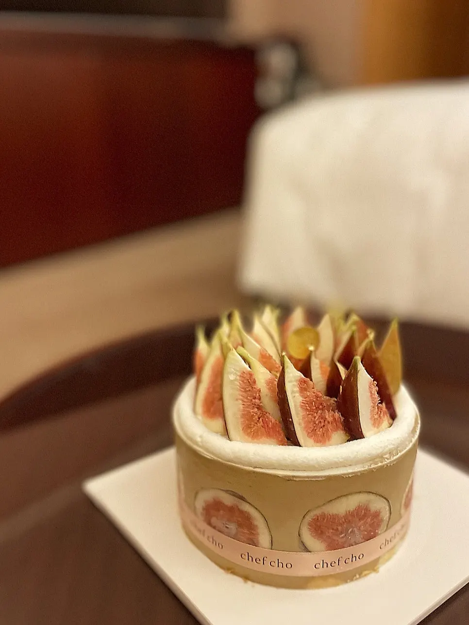 Top view of the cake piled high with figs