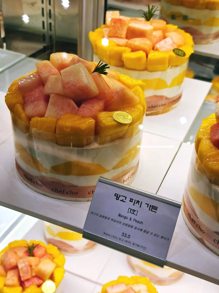 Real Mango Rose cake on display