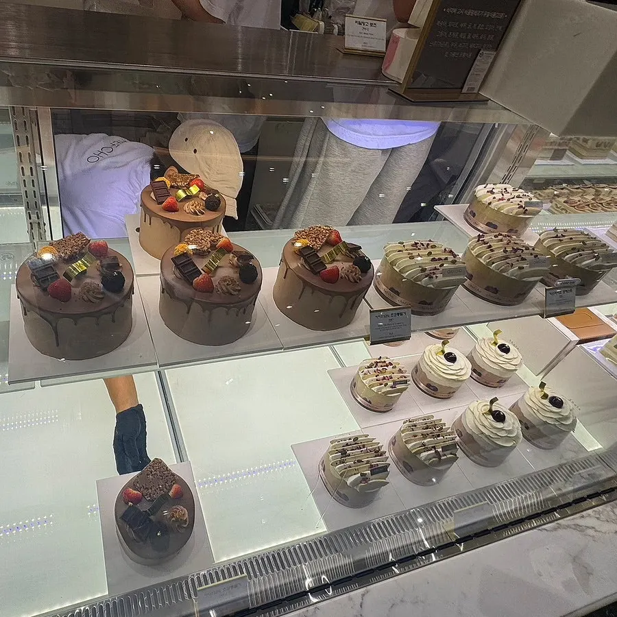 Front of the Chef Cho store at Shinsegae Gangnam