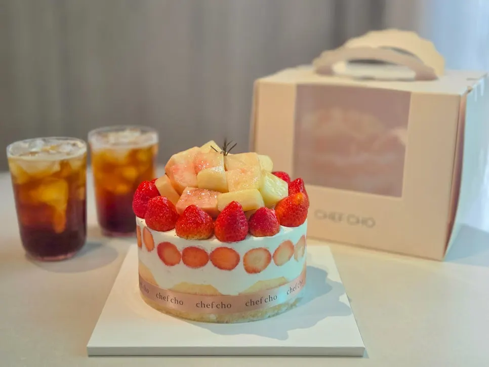 쉐프조 신세계백화점 강남점에서 픽업한 생일 케이크