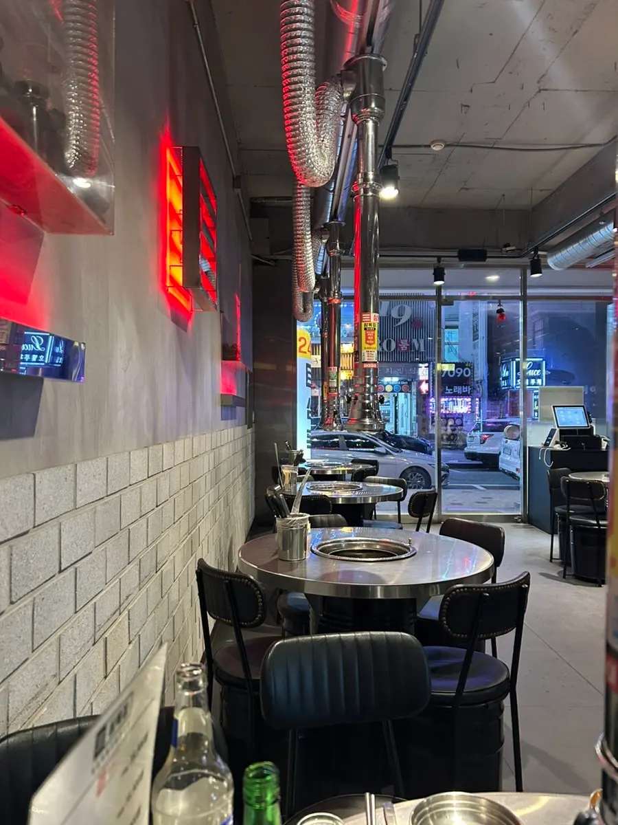 고기 식사 마무리 김치찌개