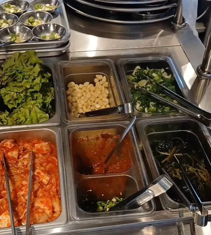 삼목집 쾌적한 식사 공간