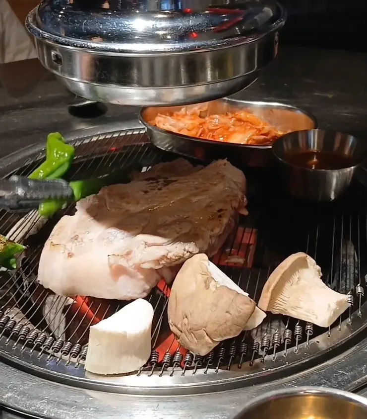 직원이 구워주는 숙성 고기