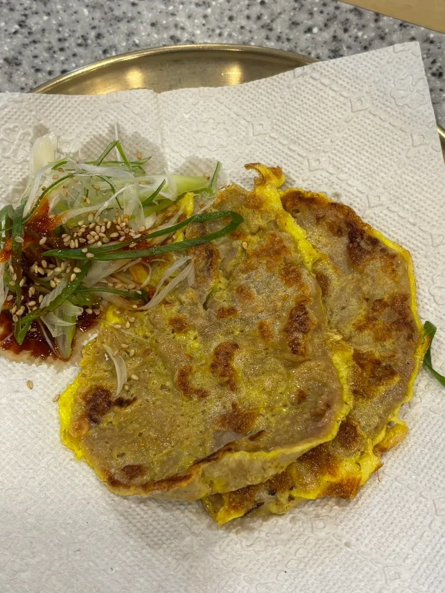 Samhap bossam with pork, fermented skate, and aged kimchi