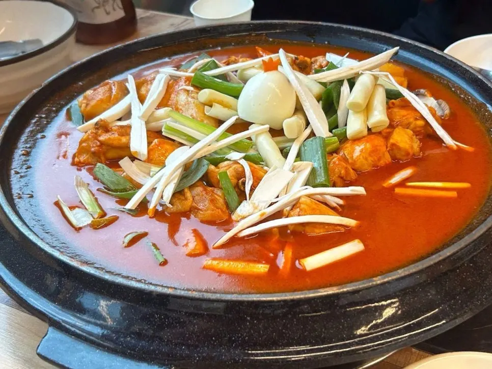 Chicken stew with an impressive presentation and generous portion