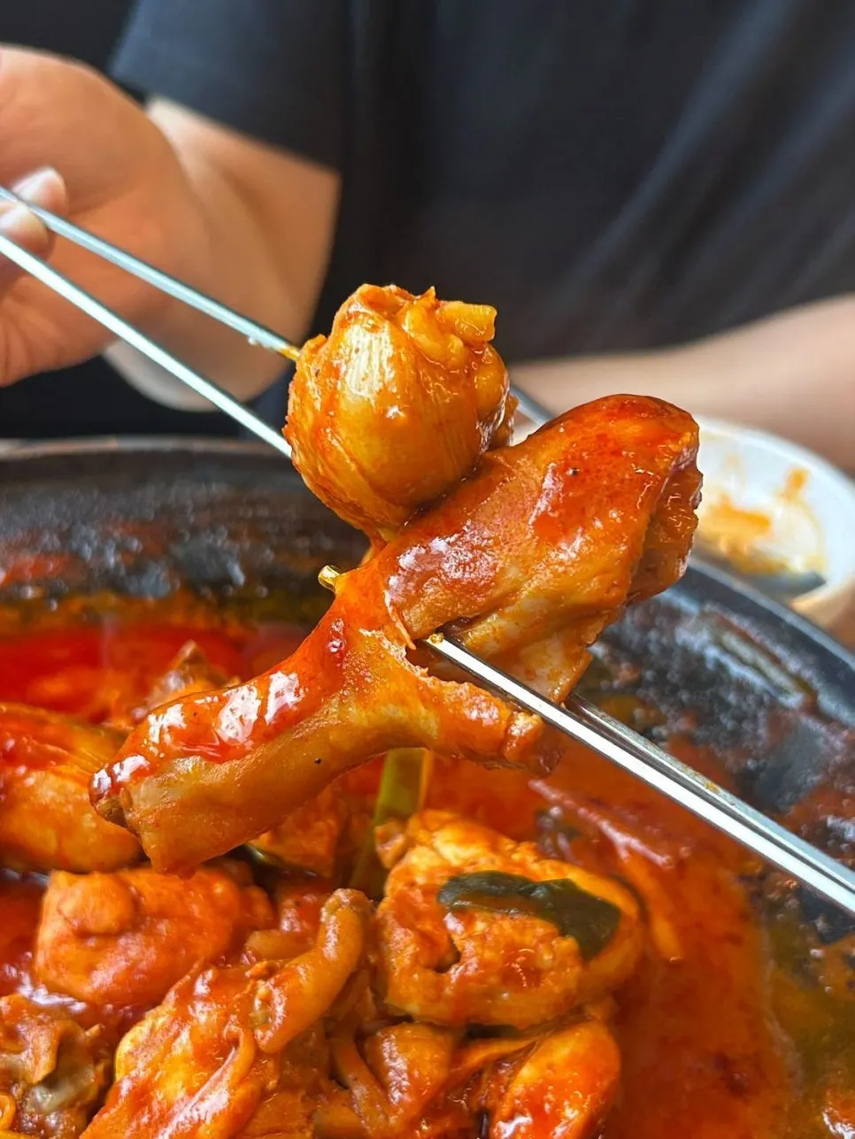 Seongjeong-dong chicken stew with kimchi-level spice