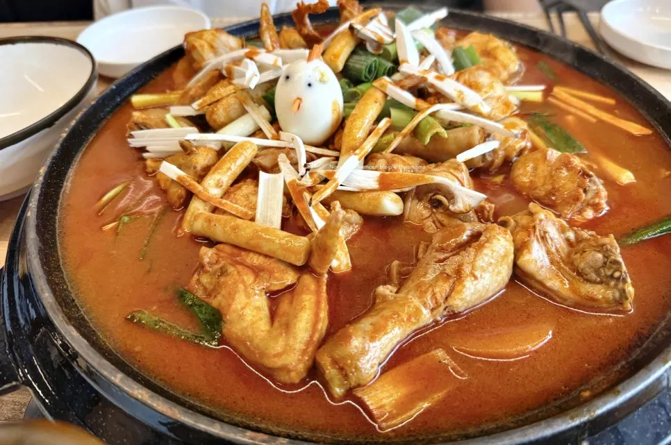 Generous one-and-a-half-chicken dakdoritang