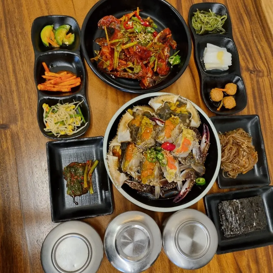 꽃게옥 정식 상차림