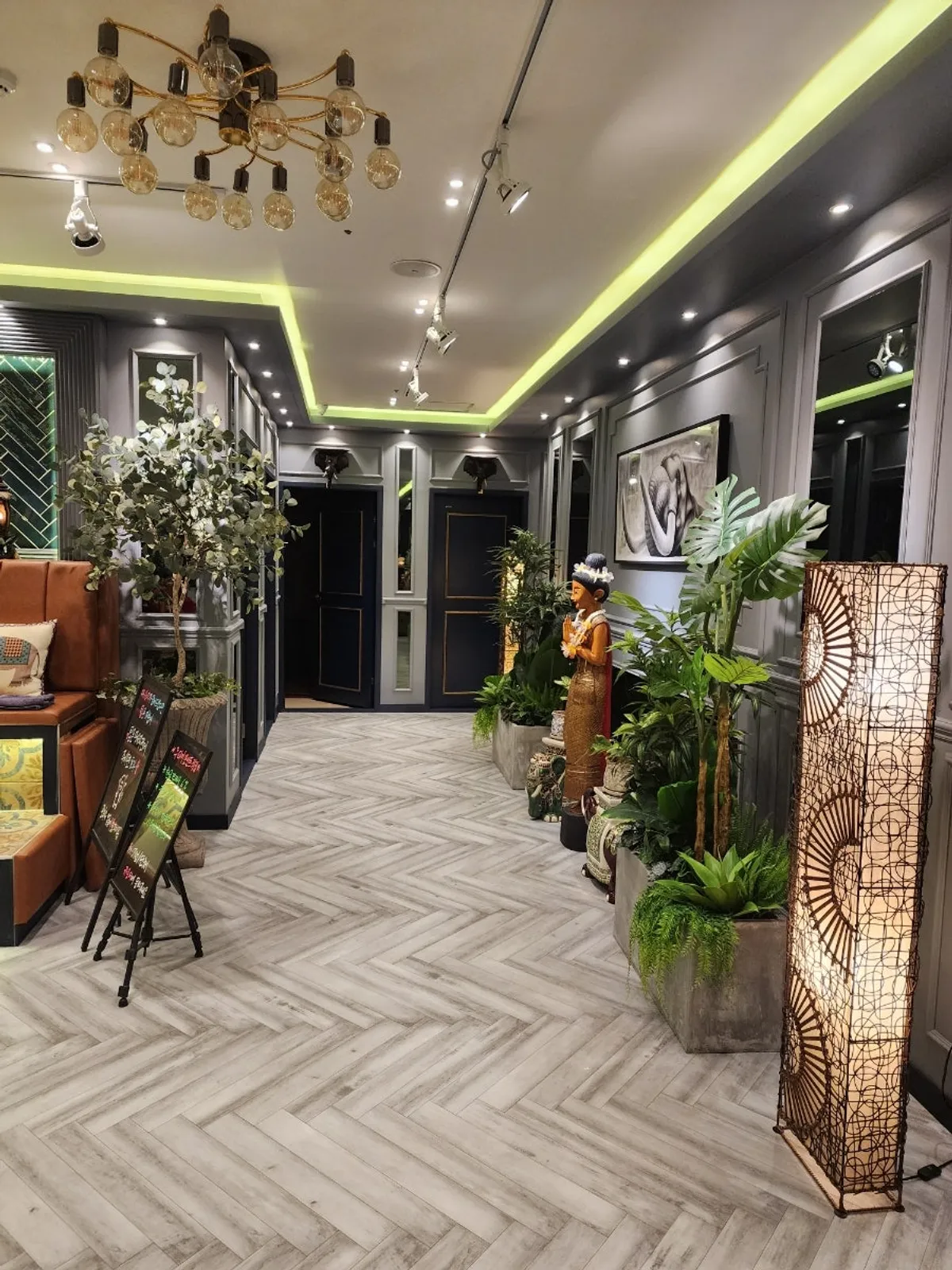 Thai-style interior of the shop