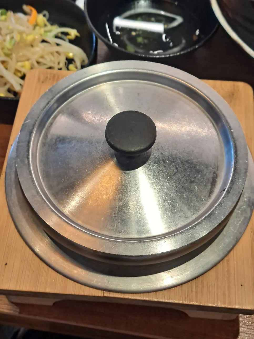 Fire-grilled jjukkumi stir-fry for three people