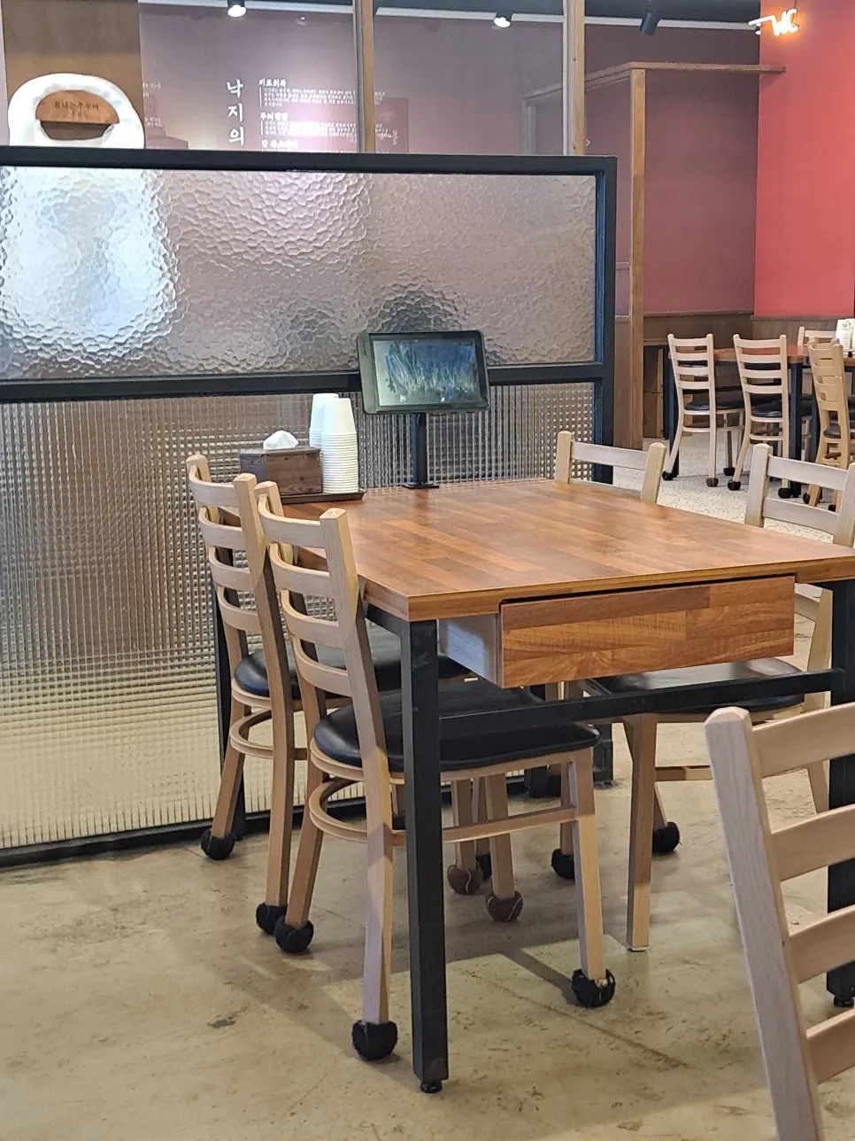 Table at Bulnaneun Jjukkumi Main Branch after finishing the meal