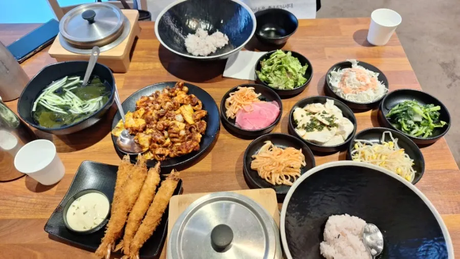 쭈꾸미 런치 한상차림