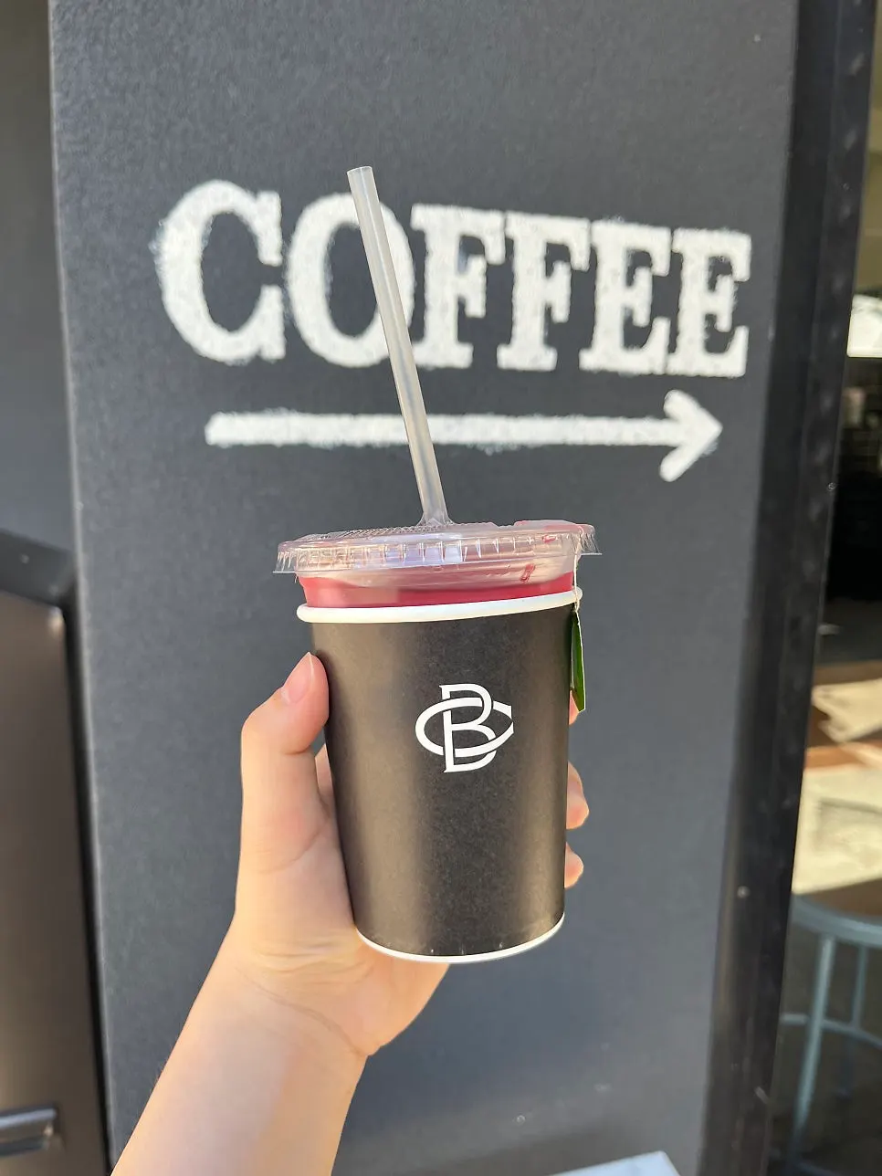 Iced apple tea takeout cup