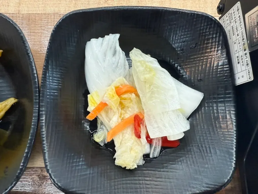 Handmade dumpling hot pot and naengmyeon menu selection
