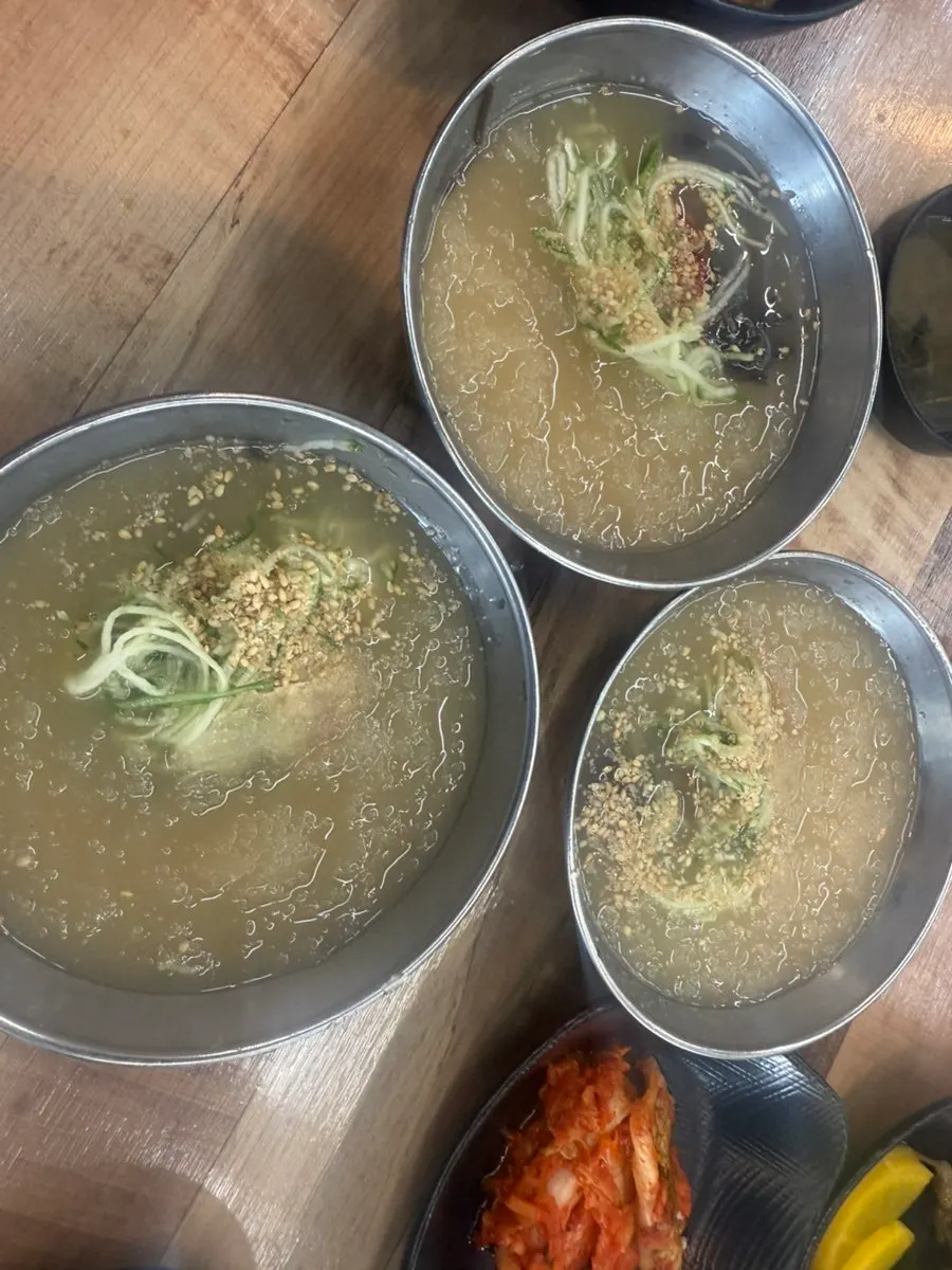 Hot pot cooking with added sujebi