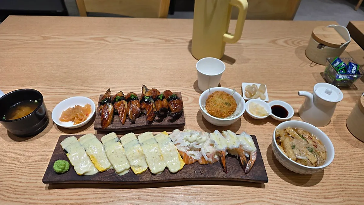 Sushi spread at Ganghan Sushi Cheonan Buldang Branch