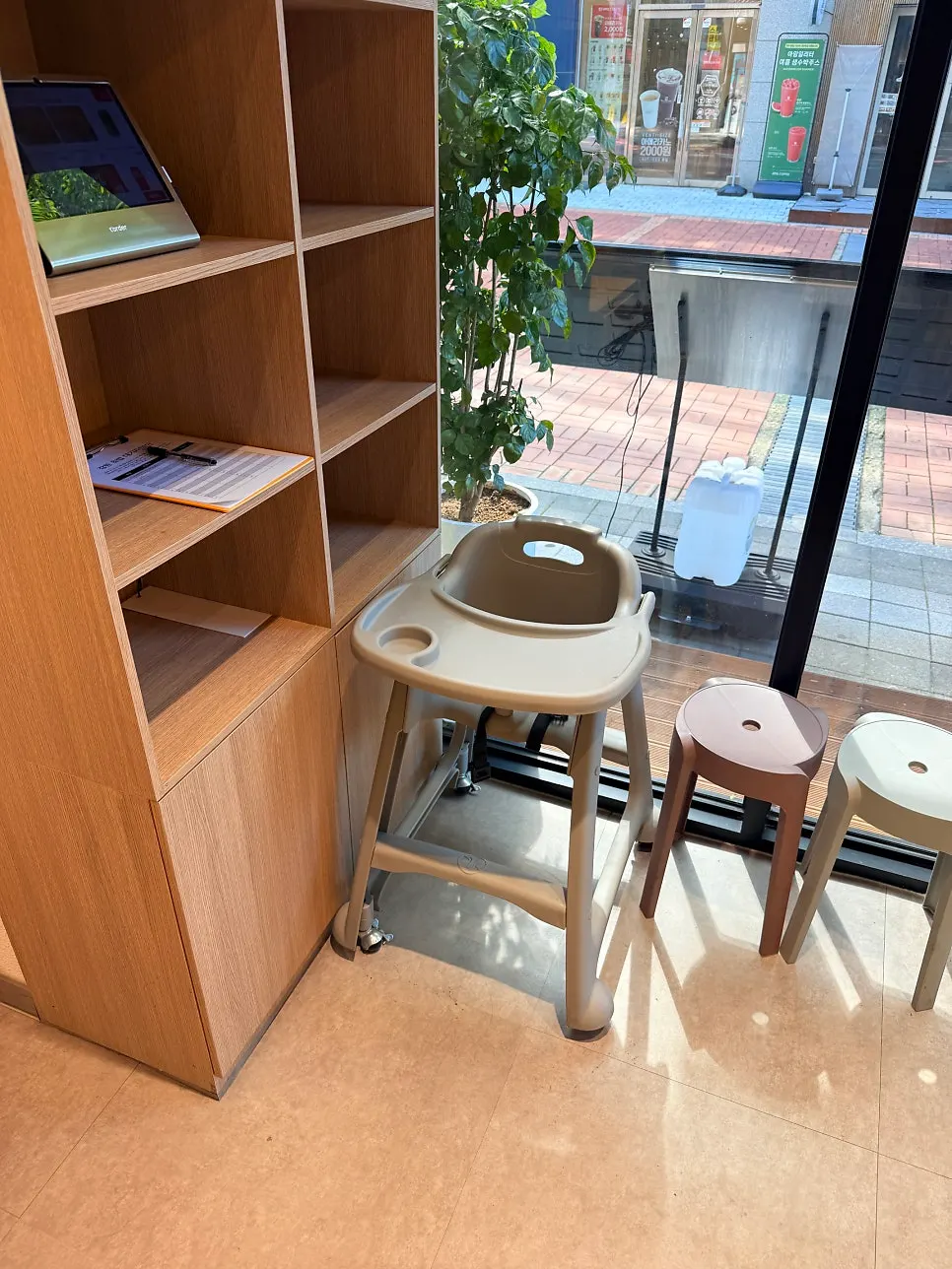Baby chair provided at Ganghan Sushi