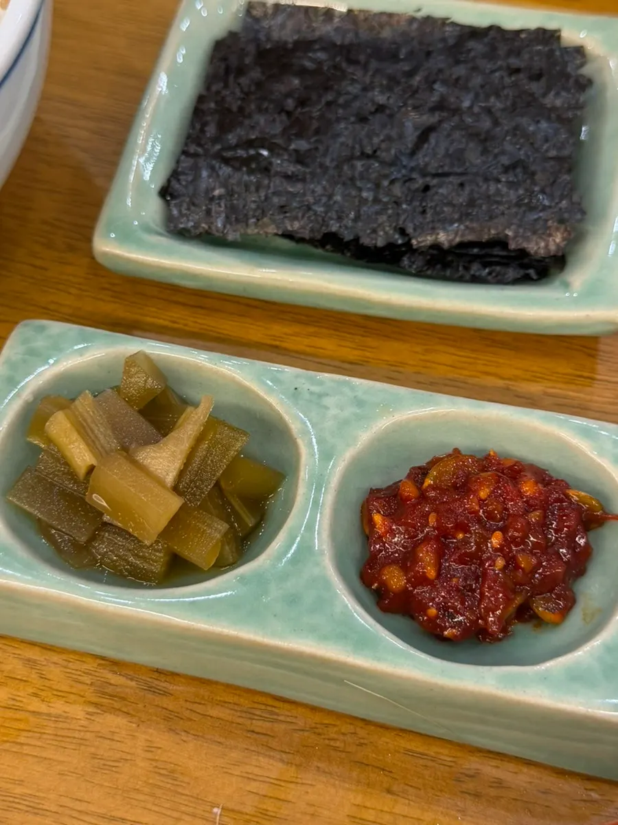 Refilled gungchae pickle and mixed jeotgal side dishes