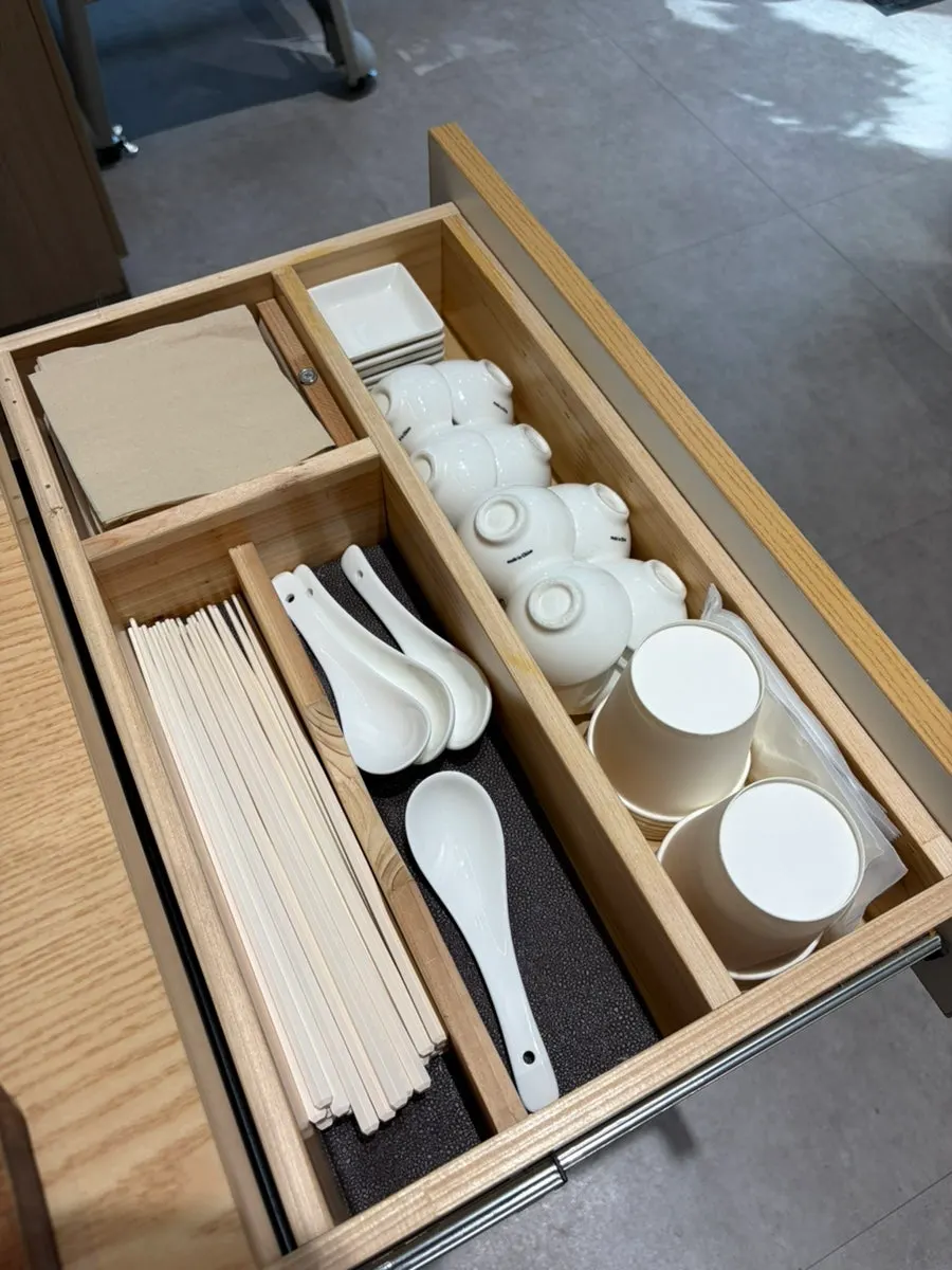 Clean interior of Ganghan Sushi